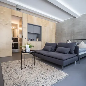 Apart Otel Nena Metropolpark - Mitte -adult Only, Berlin